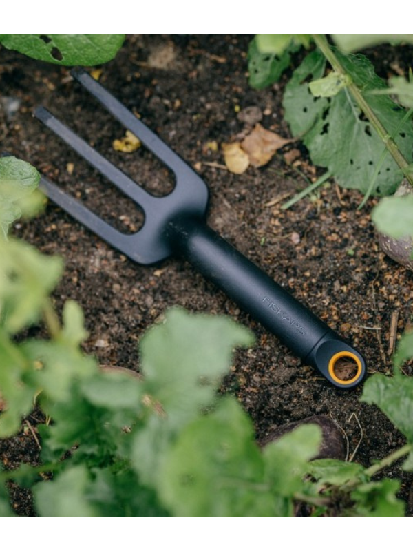 ����� ���������� Fiskars Solid 1072103