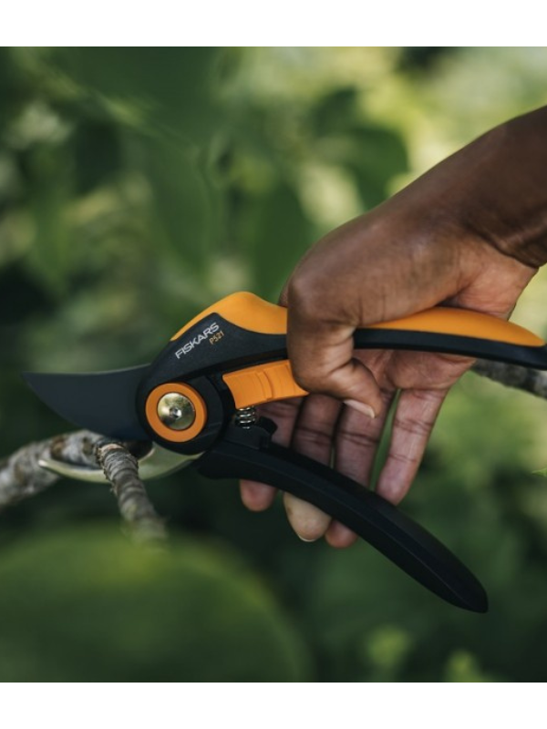 ������� ����������� Fiskars Plus P521 (1057167)